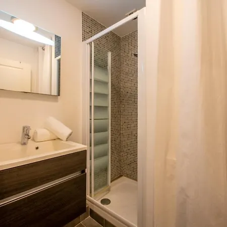Superb Apartment In The Center Of Saint Tropez Buitenkant foto