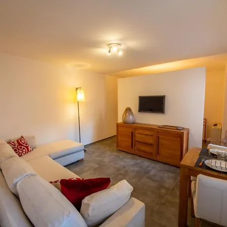 Superb Apartment In The Center Of Saint Tropez Buitenkant foto