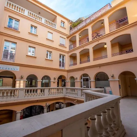Superb Apartment In The Center Of Saint Tropez Buitenkant foto